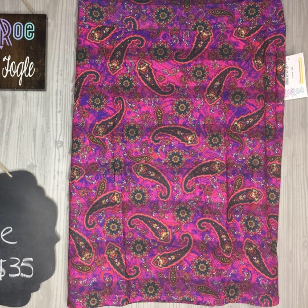 LuLaRoe 2XL Cassie Skirt
